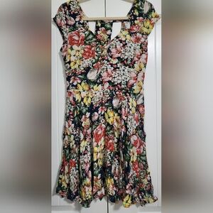 Abercrombie & Fitch adorable flower dress size medium